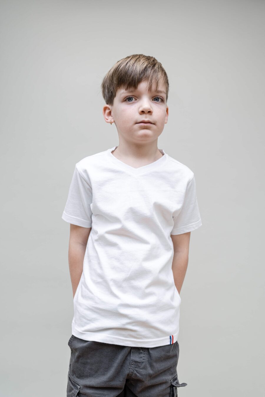 navir-TS-17-T-Shirt-Enfant-Col-V-Blanc_0